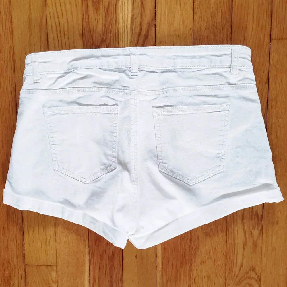 H&M White Shorts - Picture 3 of 5